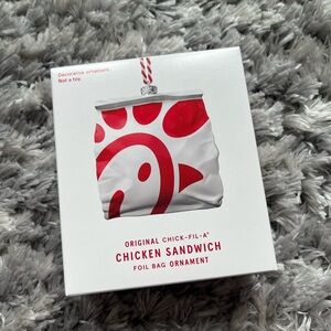 NEW LIMITED EDITION Chick-fil-A Ornament - Original Chicken Sandwich